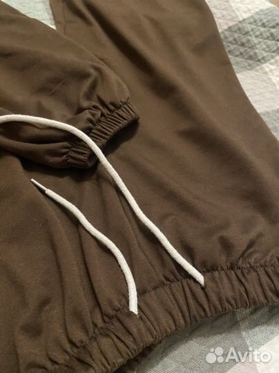 Костюм спортивный