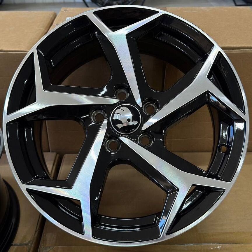Литые диски Powcan 7×R16 5×100