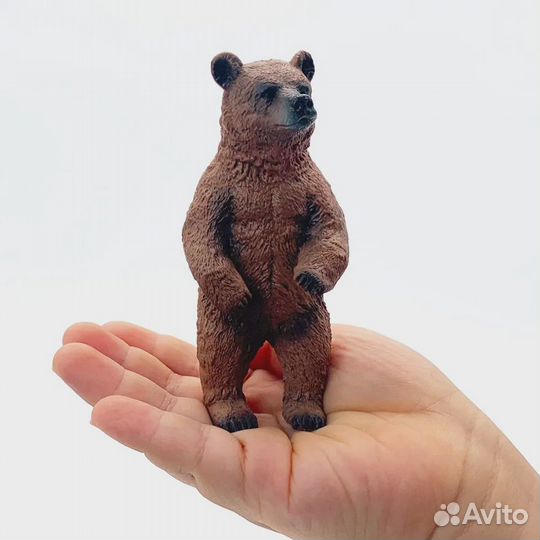 Фигурка M4057 Медведь гризли, серия: Дикие животны
