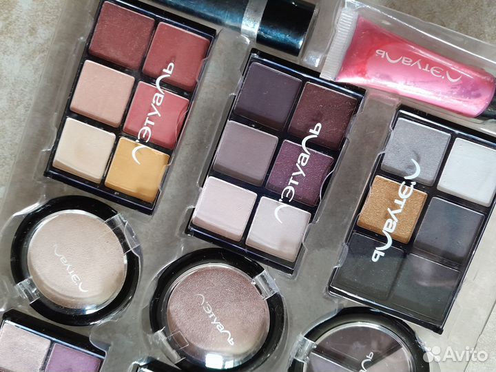 Набор теней для макияжа