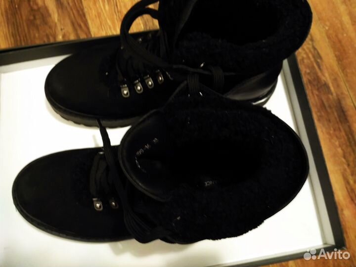 Женские зимние ботинки Tendance 38 размер шнуровка