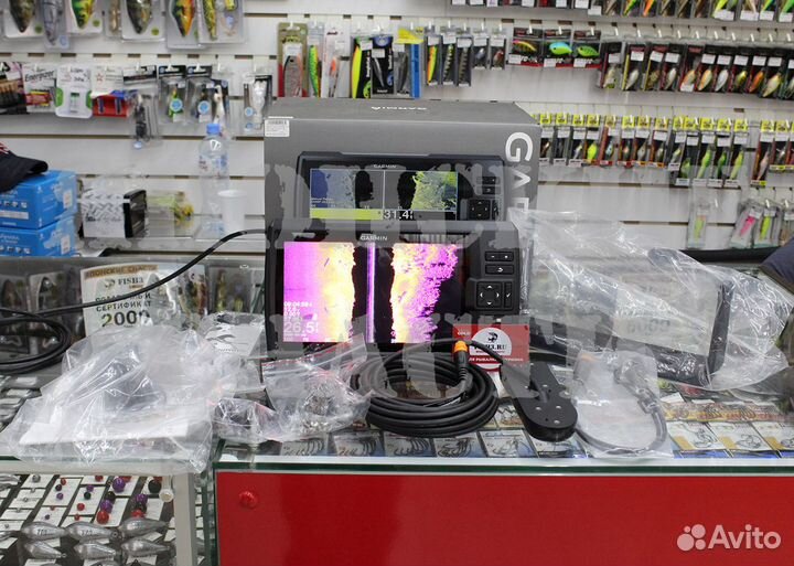 Эхолот Garmin Striker Vivid 7sv с датчиком GT52HW