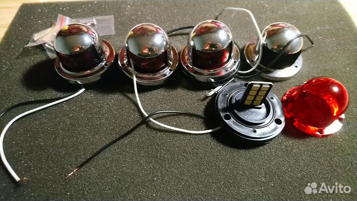 Красные светодиодные фонари