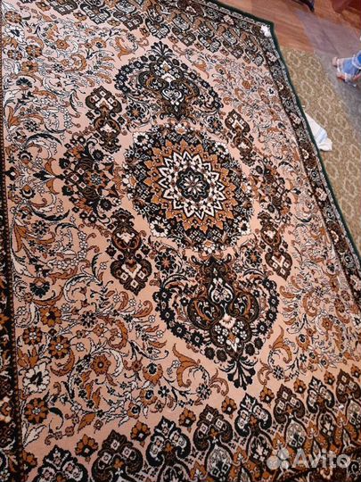 Ковер новый 2.92 на 2.50 м