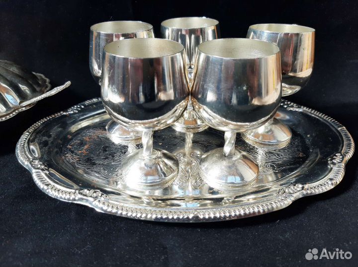 Набор поднос с рюмками