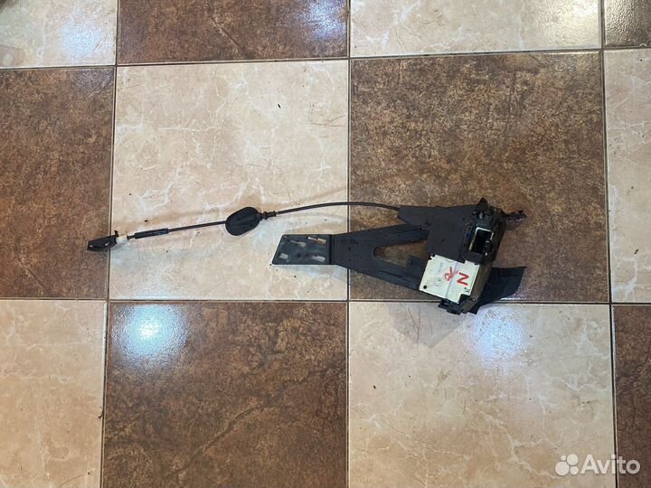 Замок двери задний правый Ford Fusion 1