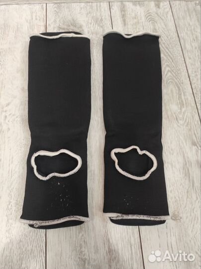 Защита для ног единоборства