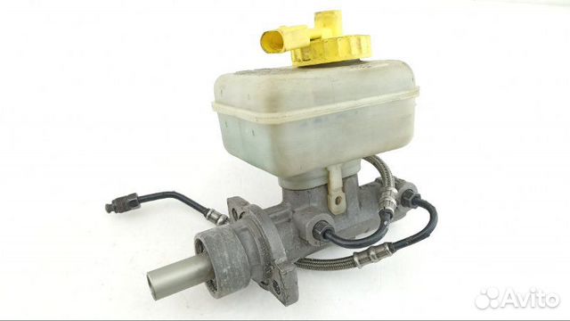 Главный тормозной цилиндр Volkswagen Golf 1J1 AGZ