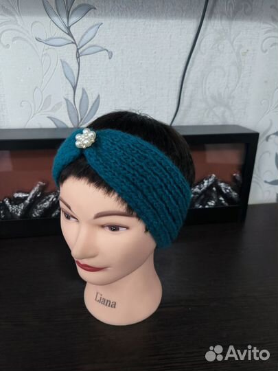 Повязка на голову вязаная