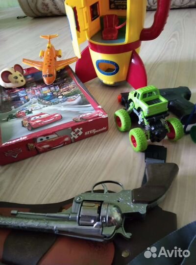 Игрушки одним лотом