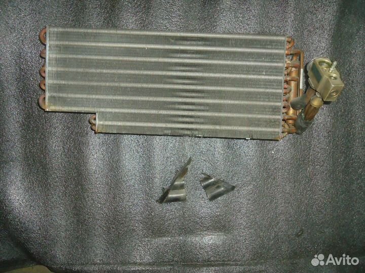 Испаритель кондиционера Mercedes-Benz W140