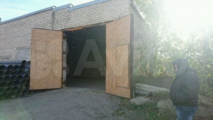 Склад, 300 м²