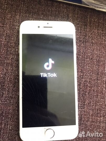 Телефон iPhone 6 16г