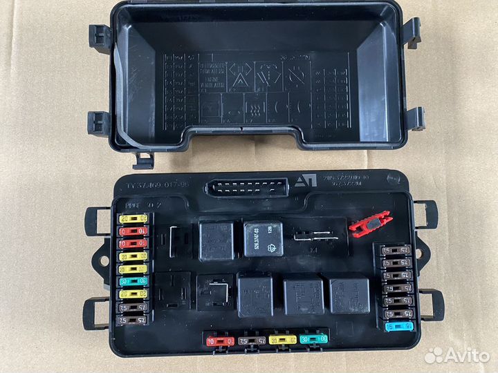 Блок предохранителей Ваз 2115 (367 и 173)