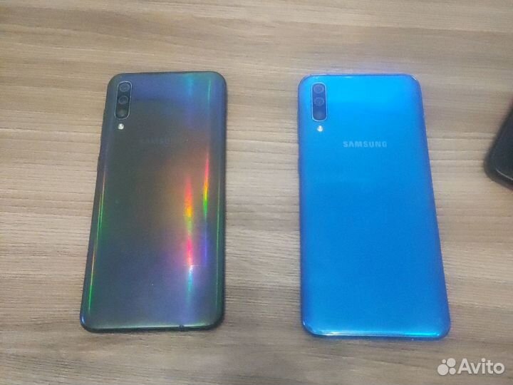 Samsung Galaxy A50, 6/128 ГБ