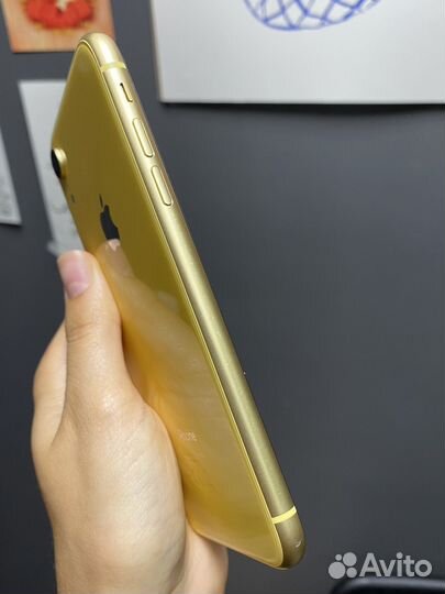 iPhone Xr, 128 ГБ