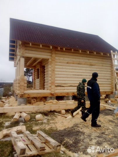 С- Сруб из оцилиндрованного бревна 8x6