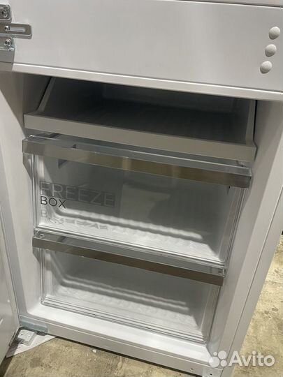 Встраиваемый Холодильник Midea