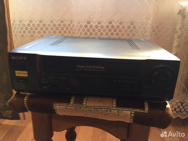 Видеомагнитофон