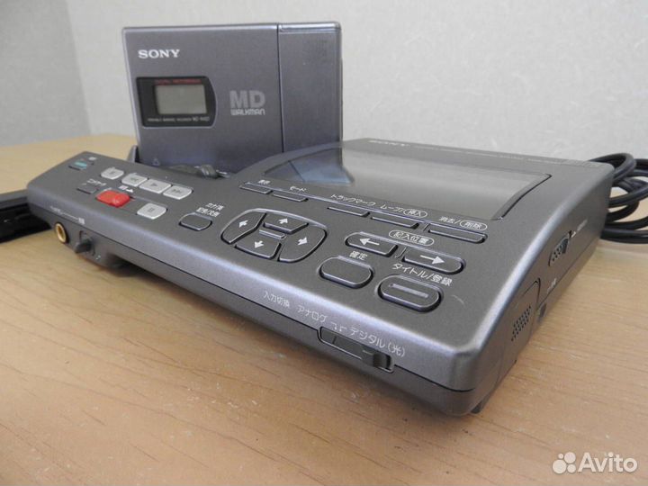 Sony MD Walkman MZS-R4ST