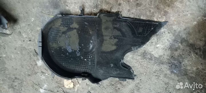 Крышка грм VW Transporter T5 1.9