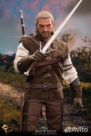 Фигурка Ведьмак mttoys White wolf