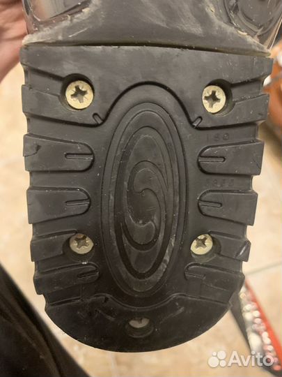 Горнолыжные ботинки Salomon 27,5см