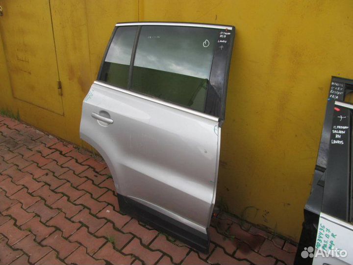 Дверь задняя правая Volkswagen Tiguan 1 2008