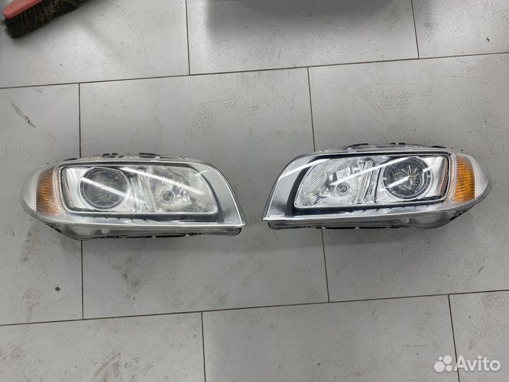 Фара адаптивная правая/левая Volvo XC70/S80 рест