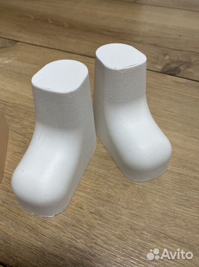 Манекен для пинеток, носков