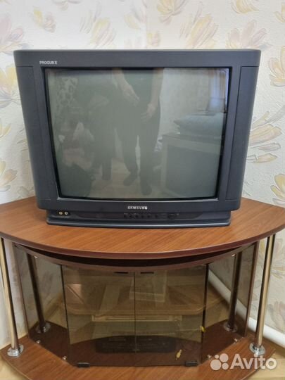 Телевизор samsung