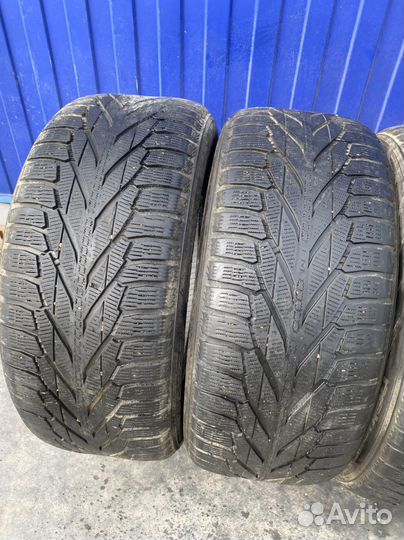 Nokian Tyres Hakkapeliitta R2 SUV 275/50 R20