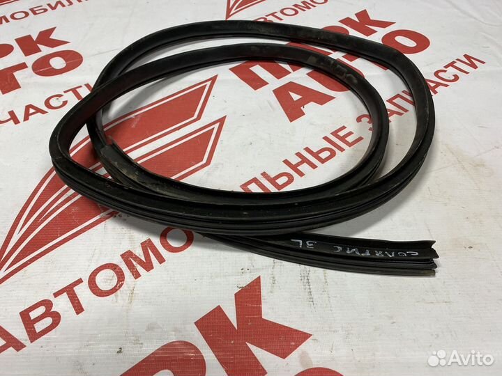 Уплотнитель проёма Hyundai Solaris 2012 hatch