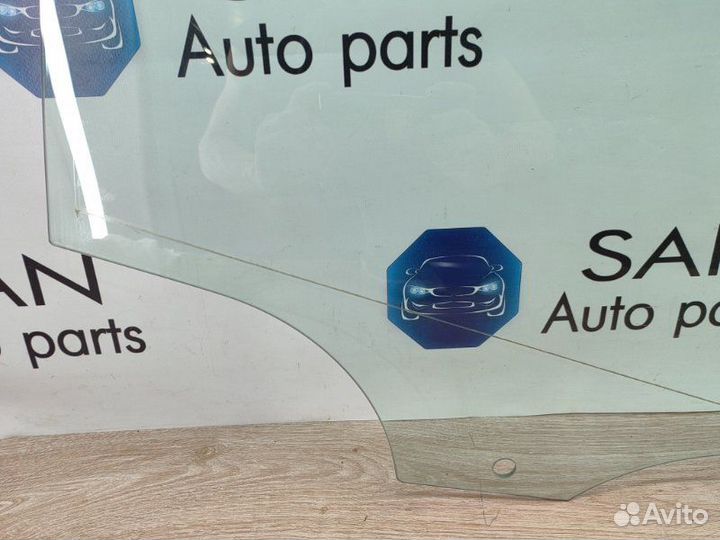 Стекло двери заднее правое Bmw 3 F30 N20B20 2012