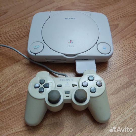 Sony playstation 1 (one) slim