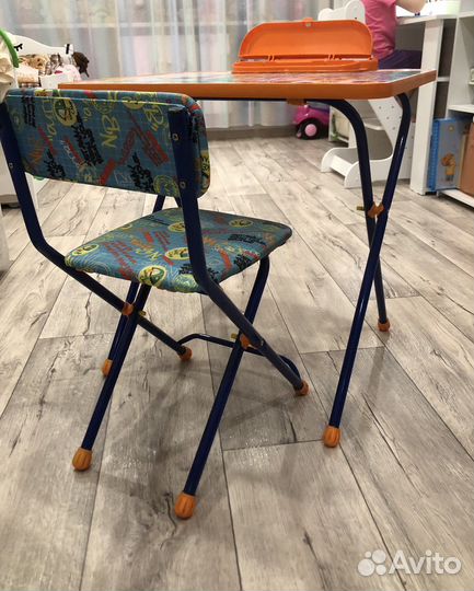 Стол и стульчик складной
