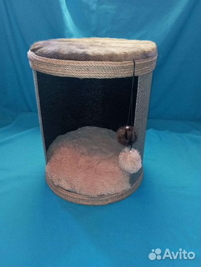 Когтеточка с домиком новая