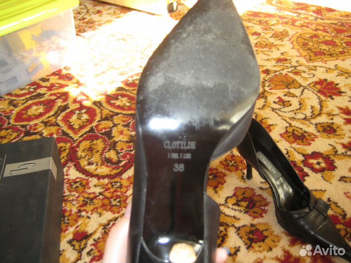 Жен. кожан. туфли clotilde 38р. б/у в отлич. сост