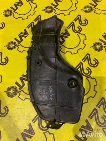 Подкрылок задний левый Toyota Rav4 ACA31 2AZ-FE