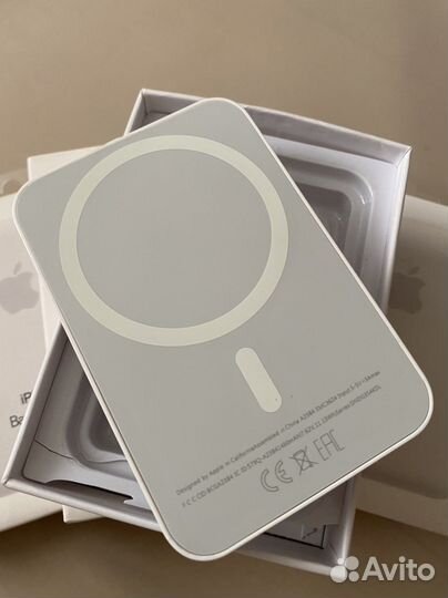 Беспроводная зарядка для iPhone