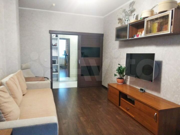 2-к. квартира, 65,4 м², 13/23 эт.