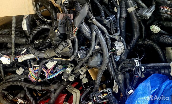 Проводка двс разьемы Nissan X-Trail32 Qashqai J11