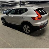 Volvo XC40 2.0 AT, 2019, 180 000 км, с пробегом, цена 2 550 000 руб.