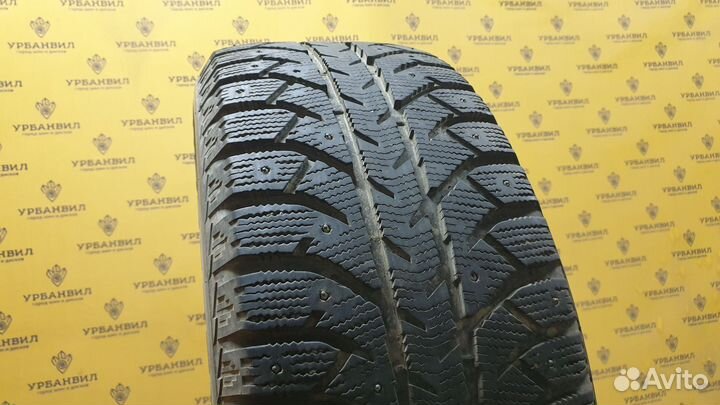 Bridgestone Ice Cruiser 7000 275/65 R17 119T
