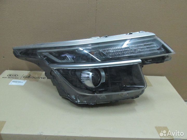 Фара правая Kia Seltos