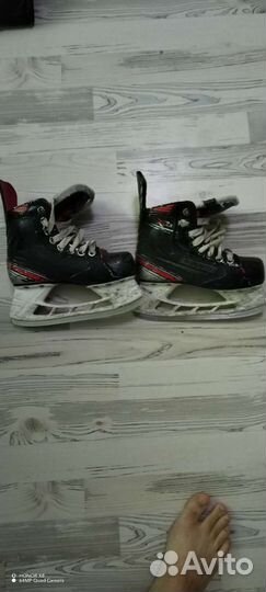Хоккейные коньки bauer vapor