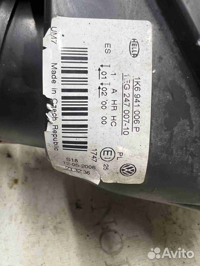 Фара правая Volkswagen Golf 5