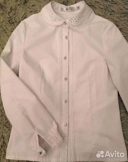 Блузки школьные deloras