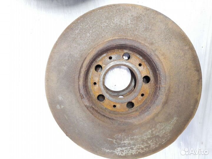 Передний тормозной диск Volvo S60