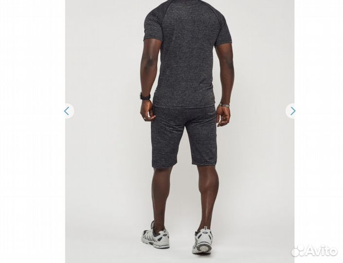 Новый спортивный костюм серого цвета домашний